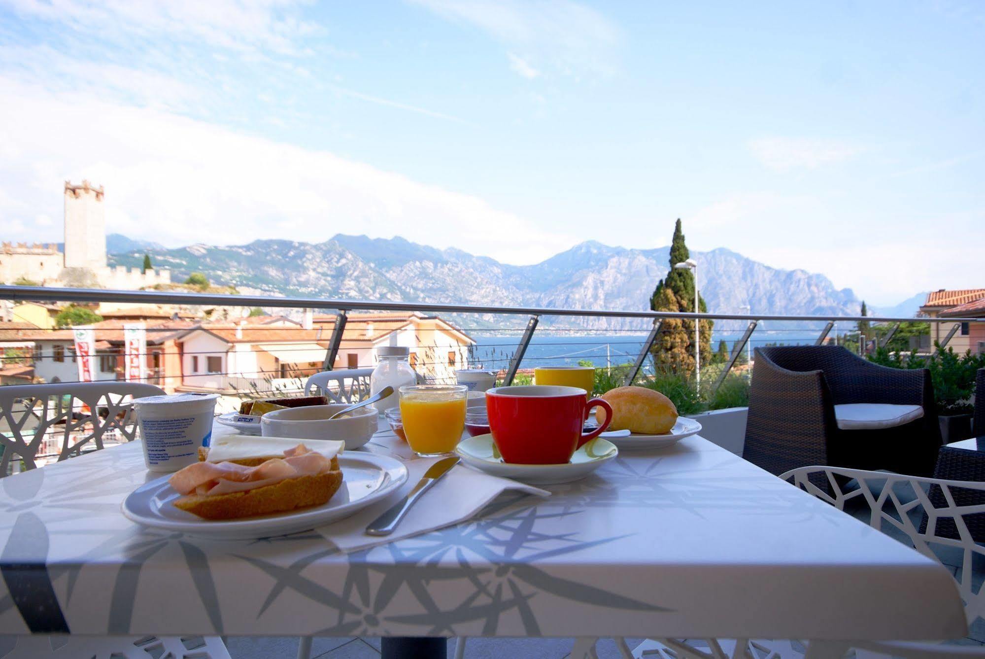 Hotel Peler Malcesine Eksteriør billede